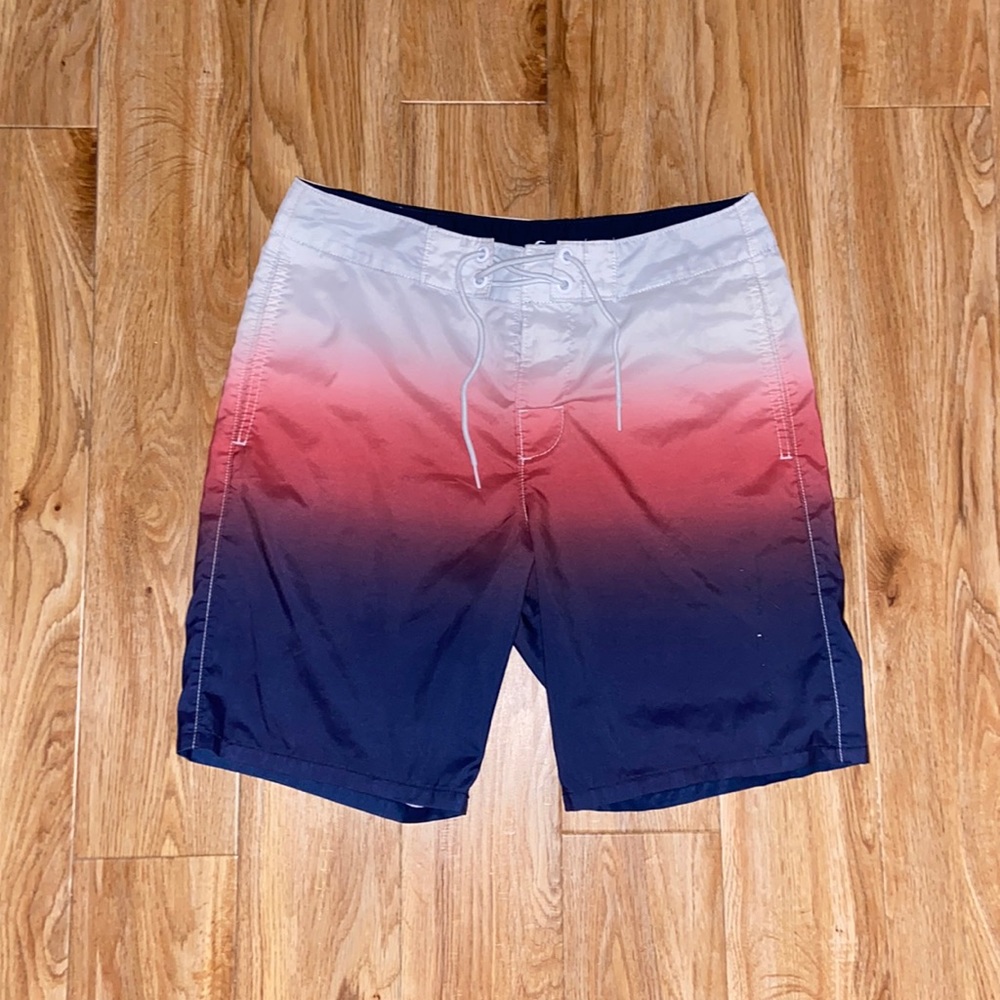 SALE ‼️ Men’s Hollister Swim/Board Shorts size 30
